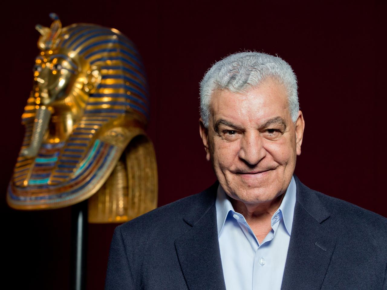 Der Ägyptologe Zahi Hawass am 19.11.2013 in der Nürnberger Ausstellung "Tutanchamun - Sein Grab und die Schätze"