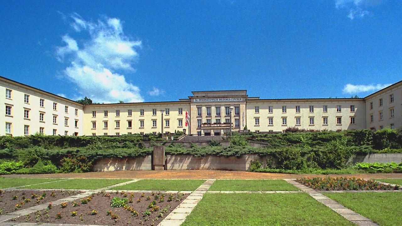 Die ehemalige FDJ-Hochschule am Bogensee, nördlich von Berlin (Archivbild von 1998) Die ehemalige FDJ-Hochschule am Bogensee, nördlich von Berlin (Archivbild von 1998)
