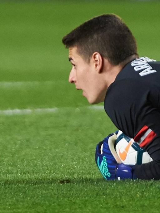 Großer Vertrauensvorschuss: Der FC Chealsea zahlte Athletic Bilbao 80 Millionen Euro Ablösesumme für den 23-jährigen Torhüter Kepa Arrizabalaga.