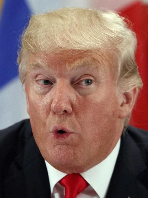 US-Präsident Donald Trump spricht am 18.09.2017 in New York, USA, während eines Dinners mit lateinamerikanischen Staatschefs im Rahmen der UN-Vollversammlung.