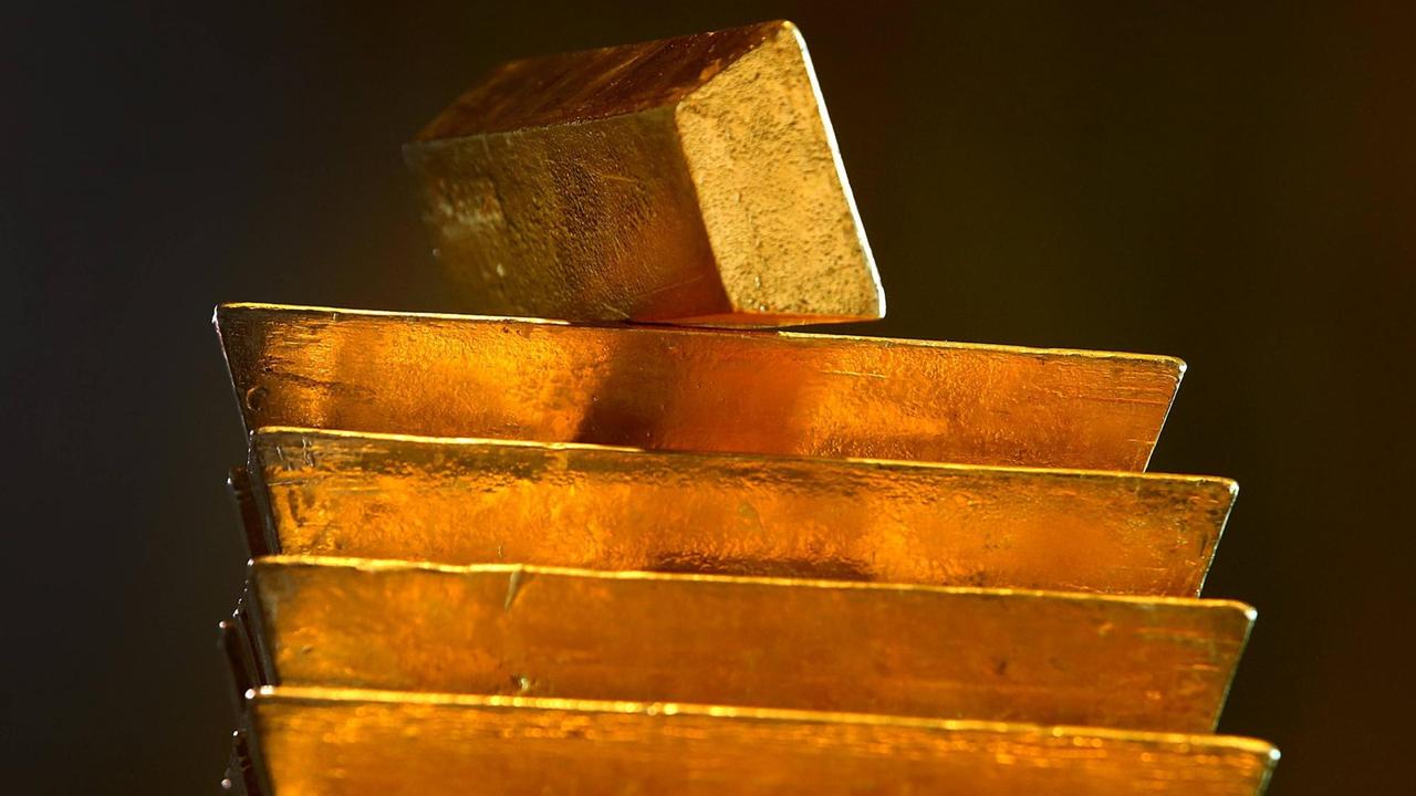 Goldbarren aus den unterirdischen Tresoren der Bundesbank.