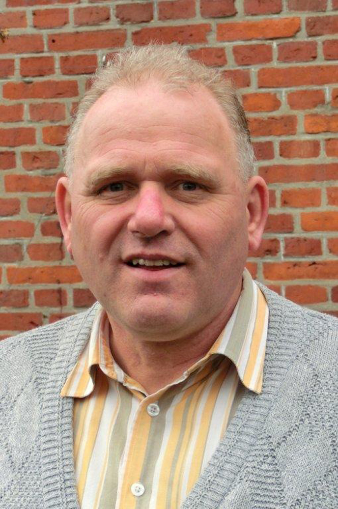 Ein Portrait des Bürgermeisters von Oersdorf, einer Gemeinde in Schleswig-Holstein, Joachim Kebschull. Ein Portrait des Bürgermeisters von Oersdorf, einer Gemeinde in Schleswig-Holstein, Joachim Kebschull.