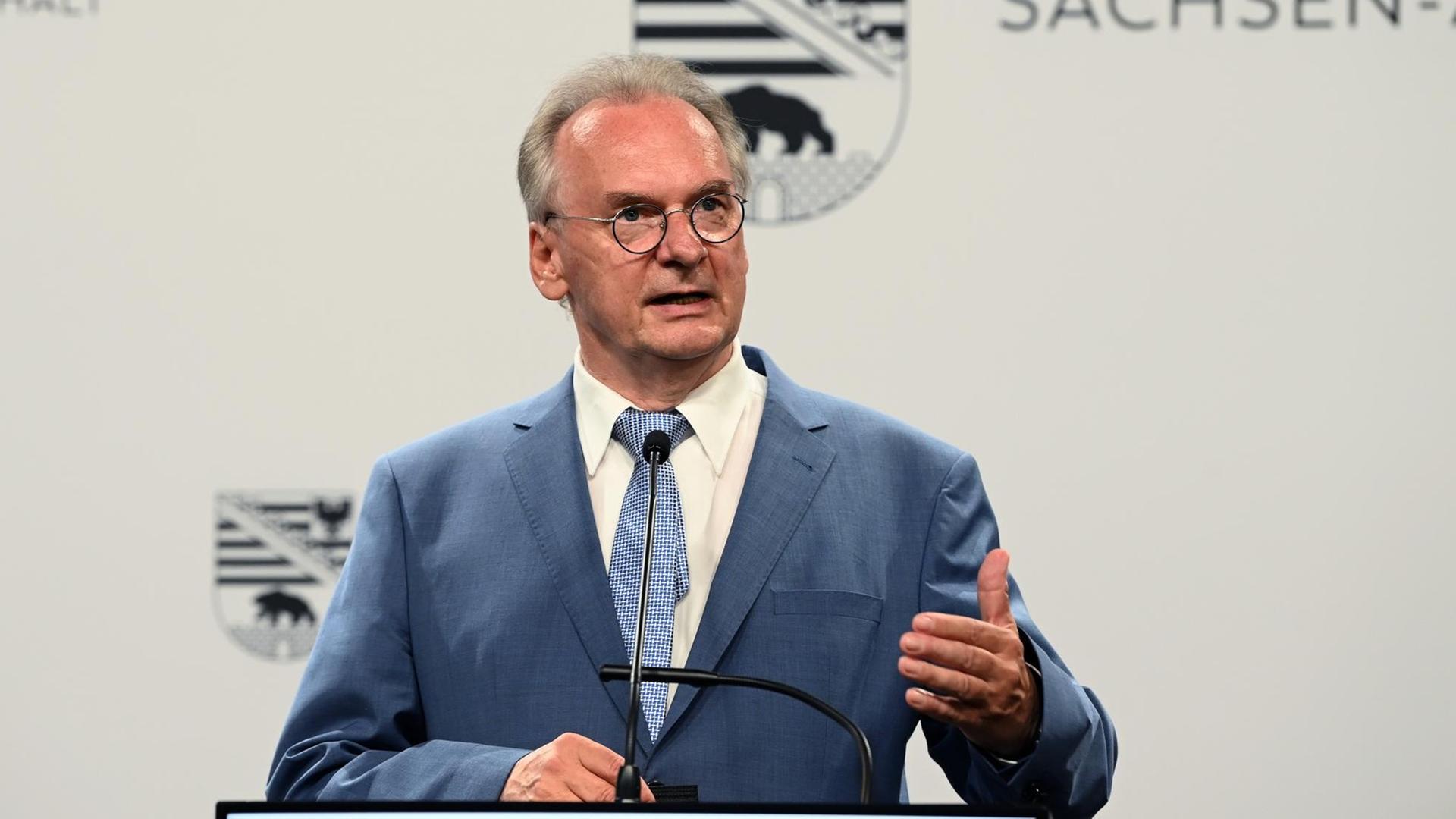 Reiner Haseloff, CDU, Ministerpräsident von Sachsen-Anhalt, spricht auf der Messe. Die Wahl zum neuen Landtag in Sachsen-Anhalt war die letzte Landtagswahl vor der Bundestagswahl im September 2021. Reiner Haseloff, CDU, Ministerpräsident von Sachsen-Anhalt, spricht auf der Messe. Die Wahl zum neuen Landtag in Sachsen-Anhalt war die letzte Landtagswahl vor der Bundestagswahl im September 2021.