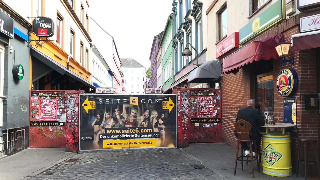 Eingang zur Herbertstraße in Hamburg St. Pauli Eingang zur Herbertstraße in Hamburg St. Pauli