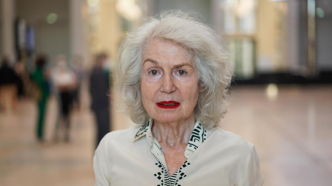 Die Autorin Heike Behrend. Die Autorin Heike Behrend.