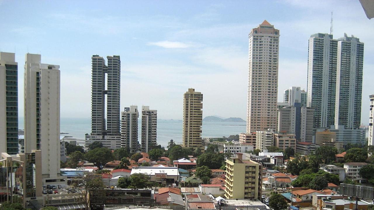 Ein Blick auf die Skyline von Panama-Stadt Ein Blick auf die Skyline von Panama-Stadt
