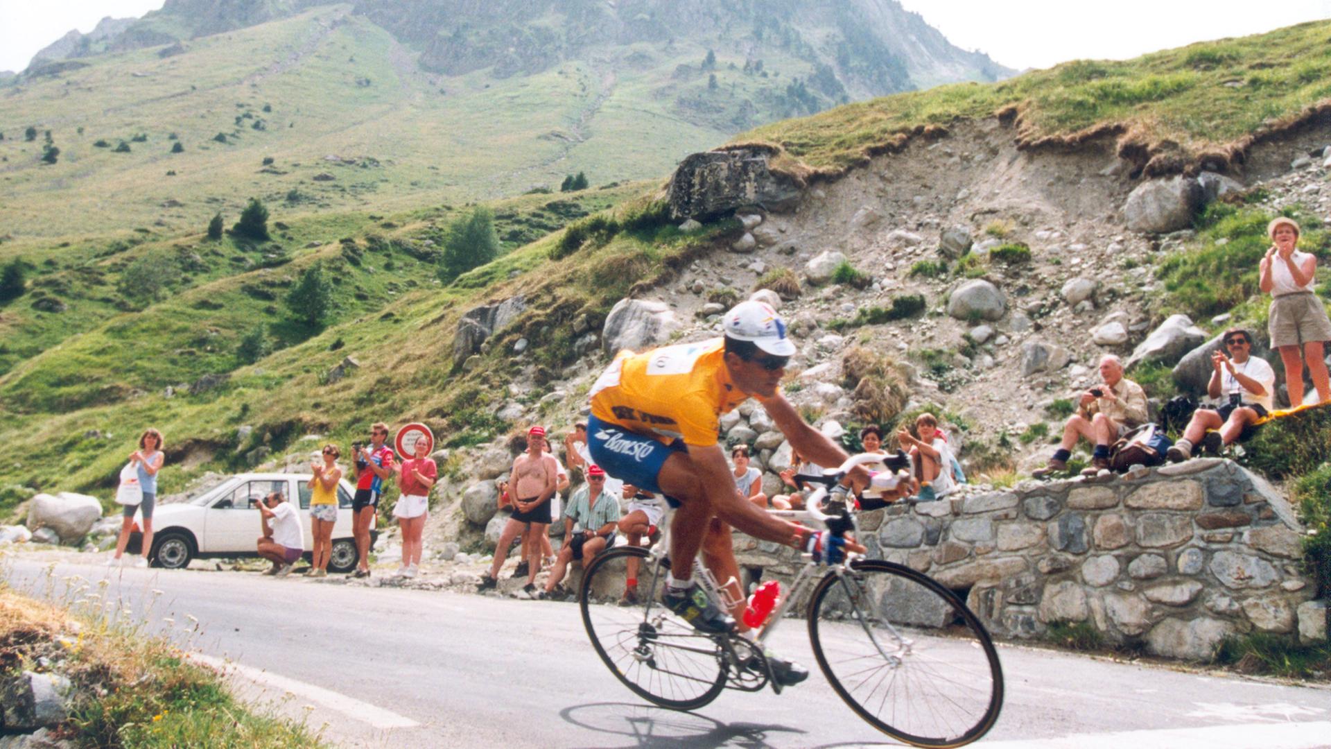 Der frühere Radsport-Profi Miguel Indurain am 15. Juli 1995 während der Tour de France. Der frühere Radsport-Profi Miguel Indurain am 15. Juli 1995 während der Tour de France.