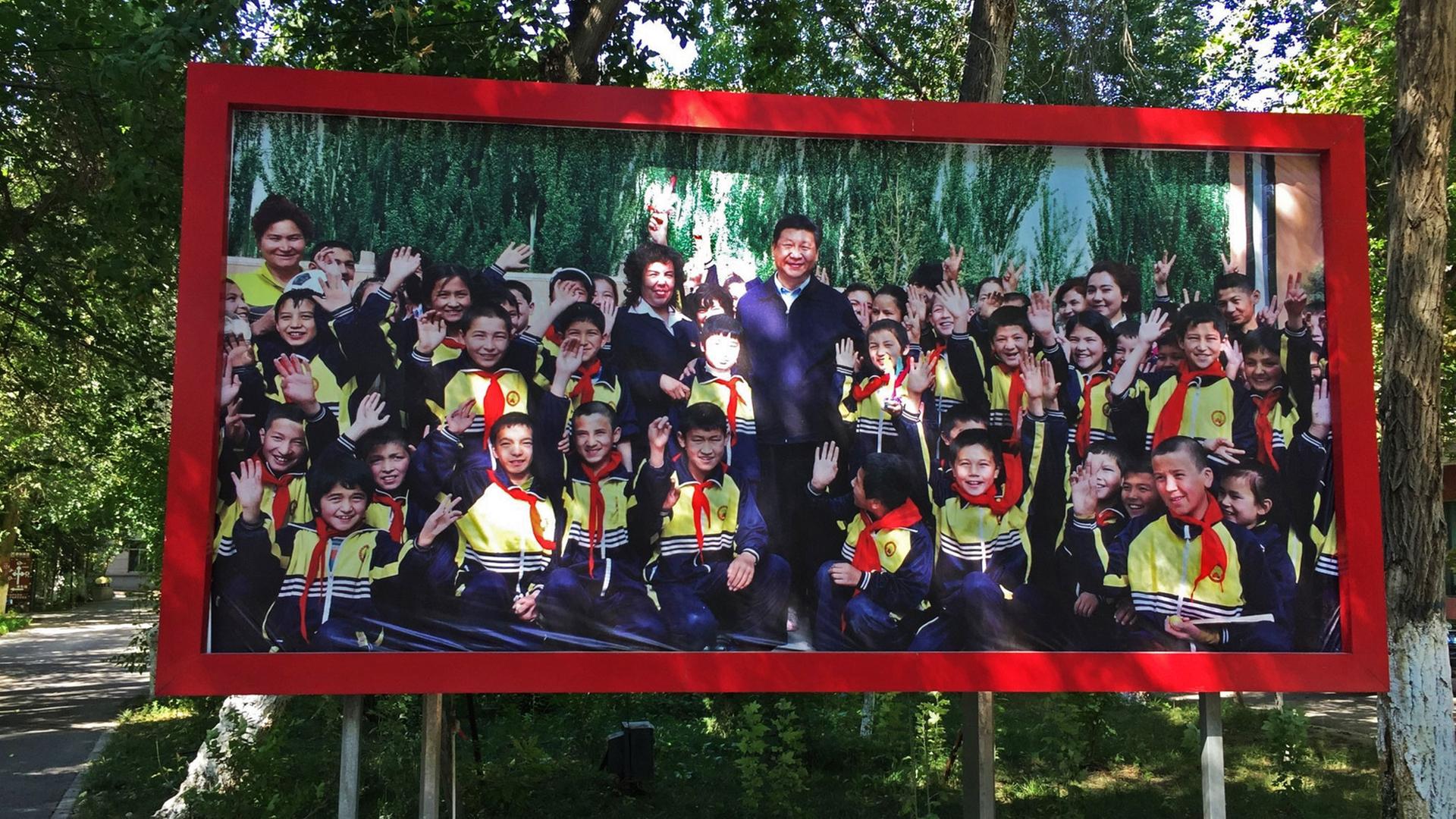 Leider liegt für dieses Bild keine Bildbeschreibung vor Leider liegt für dieses Bild keine Bildbeschreibung vor