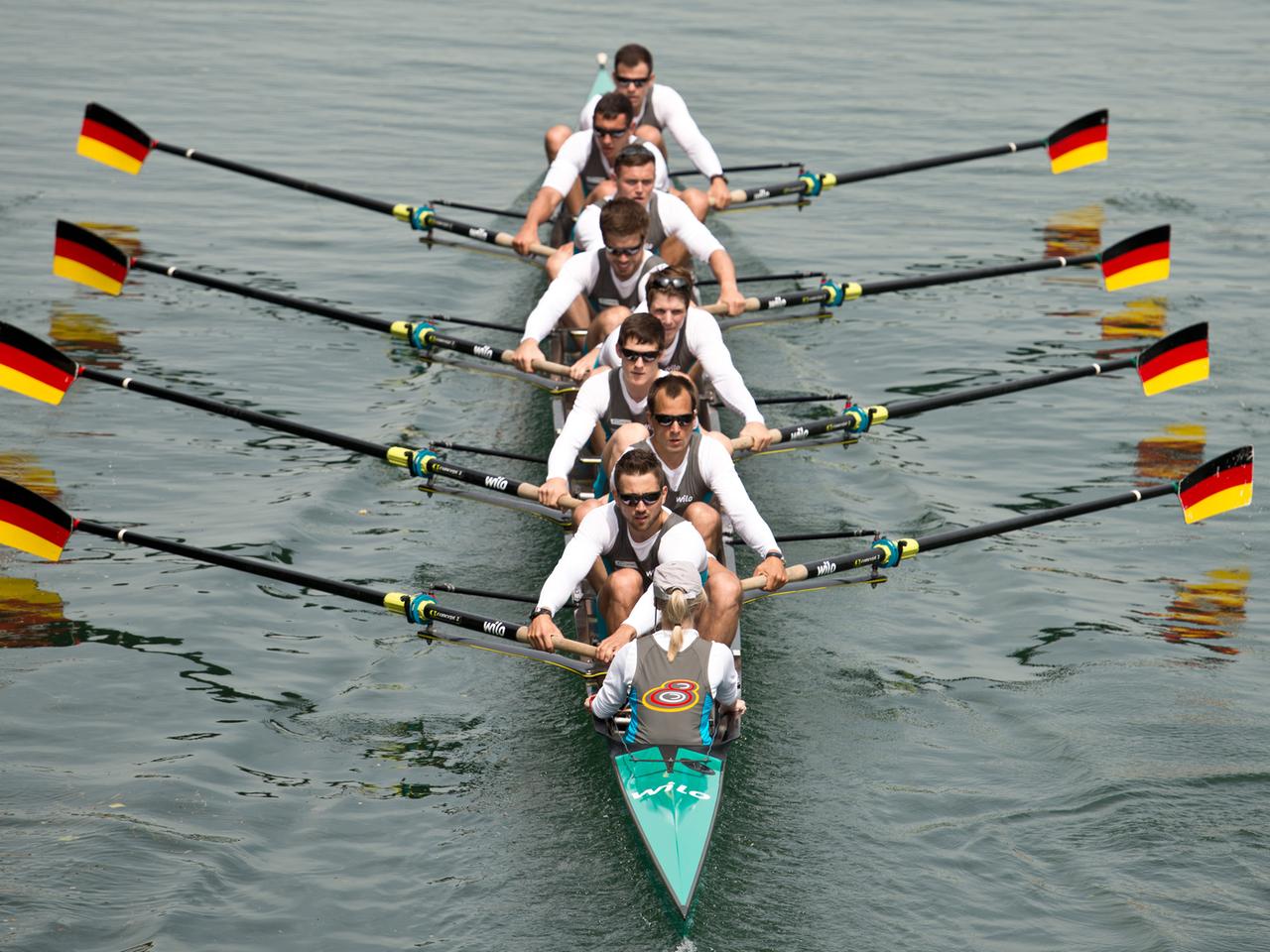 Der Deutschland-Achter 2014 fährt am 22.05.2014 in Dortmund.