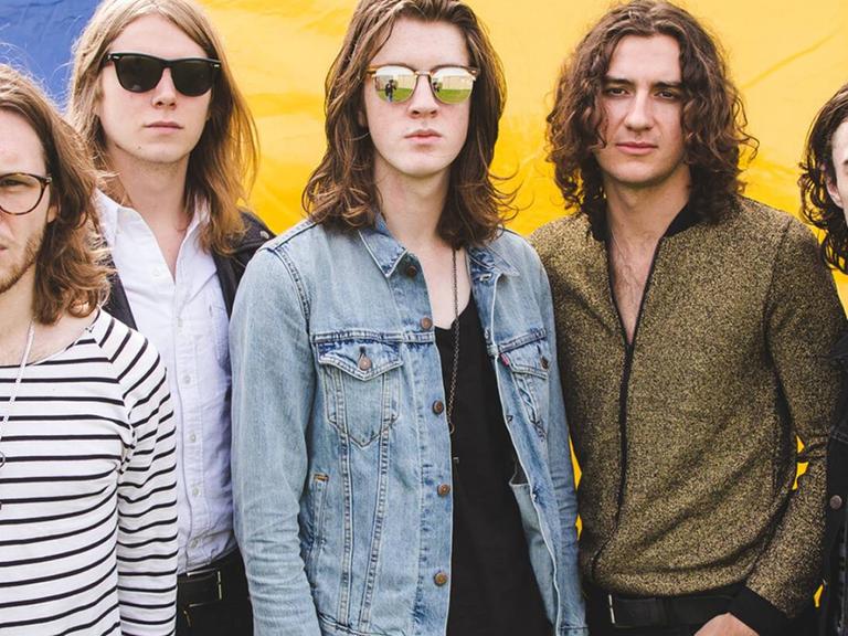 Die britische Indie-Band Blossoms posiert im Juli 2016.