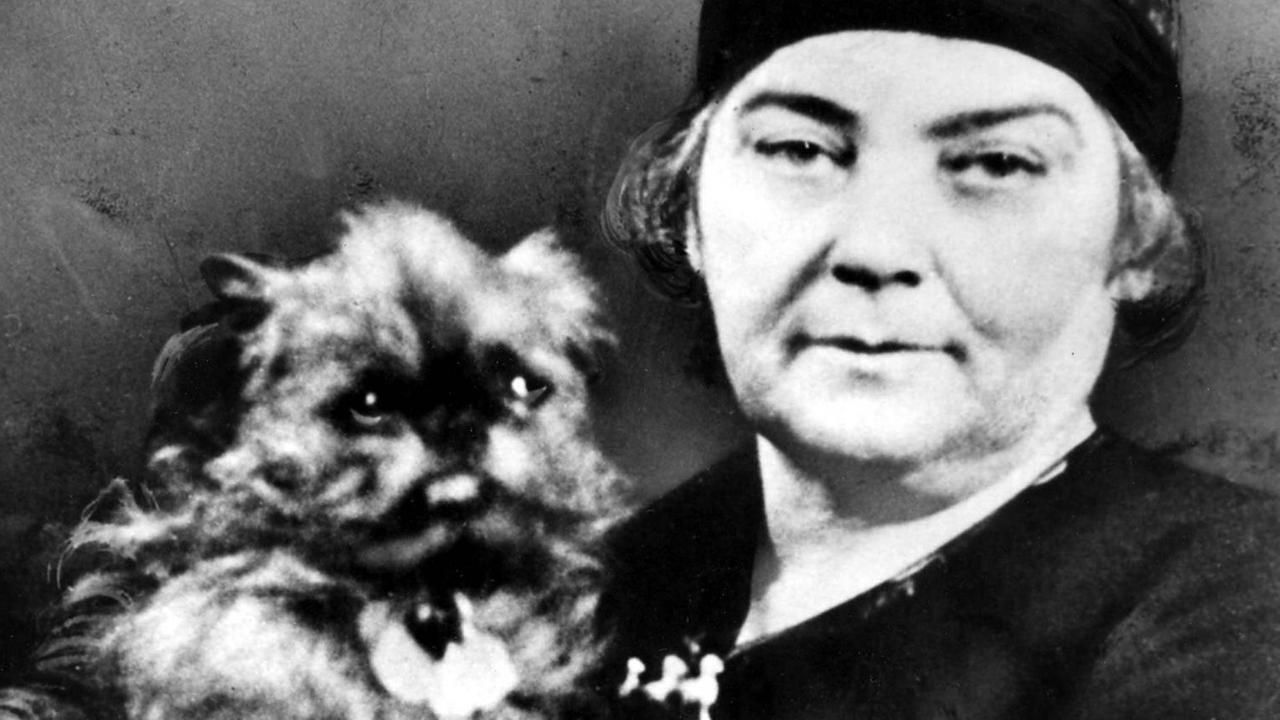 Die kanadische Künstlerin Emily Carr auf einem undatierten Foto Die kanadische Künstlerin Emily Carr auf einem undatierten Foto