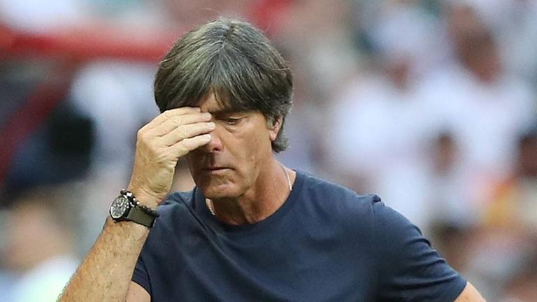 Bundestrainer Joachim Löw während des WM-Spiels gegen Südkorea in Kasan/Russland am 27.06.2018 Bundestrainer Joachim Löw während des WM-Spiels gegen Südkorea in Kasan/Russland am 27.06.2018