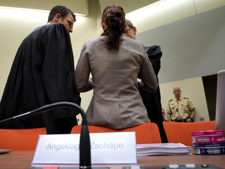 Angeklagte Zschäpe beim zweiten Prozesstag Angeklagte Zschäpe beim zweiten Prozesstag