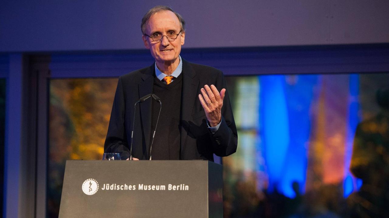 Der ehemalige Direktor des Jüdischen Museums: Peter Schäfer. Der ehemalige Direktor des Jüdischen Museums: Peter Schäfer.
