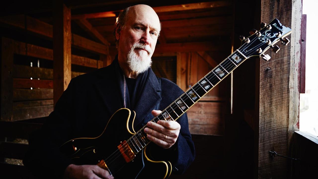 Der Gitarrist John Scofield Der Gitarrist John Scofield