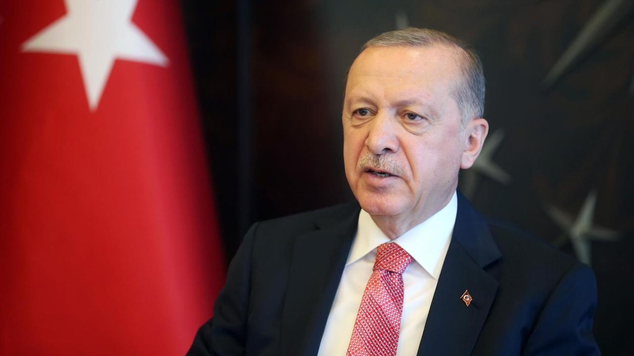 Ein Portraitfoto von Recep Tayyip Erdoğan