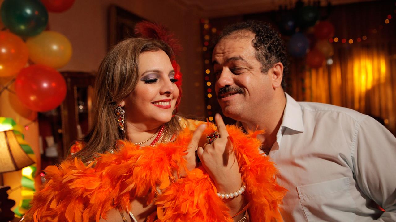 Nur in Zusammenhang mit dem Film verwenden!!! Awatef (Mirna Moukarzel) und ihr Mann Salim (Ali Sammoury) in einer Szene des Films "Liebe Halal" Nur in Zusammenhang mit dem Film verwenden!!! Awatef (Mirna Moukarzel) und ihr Mann Salim (Ali Sammoury) in einer Szene des Films "Liebe Halal"