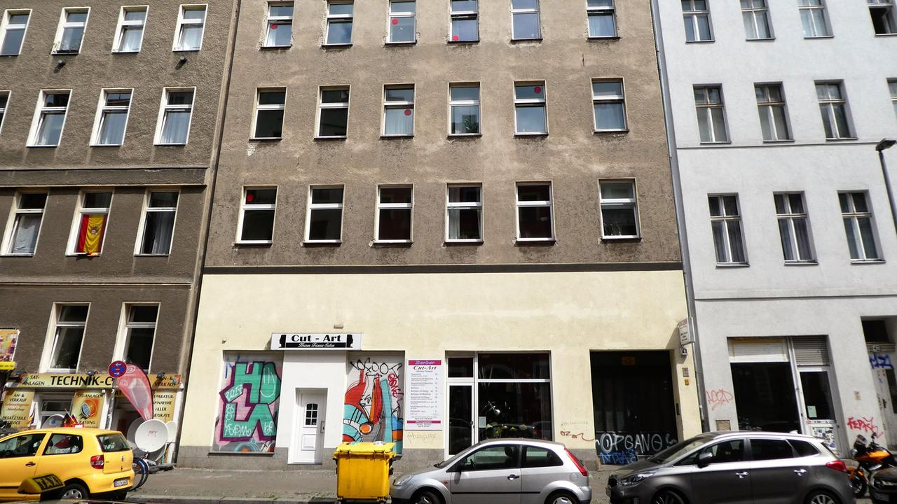 Gekauftes Mietshaus in Friedrichshain-Kreuzberg Gekauftes Mietshaus in Friedrichshain-Kreuzberg