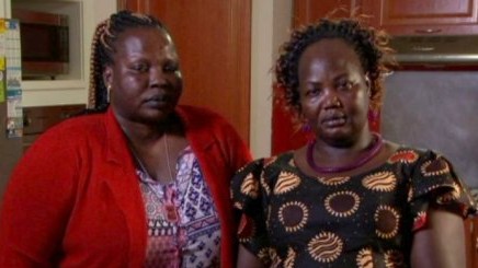 Ella Atong und Aishesh Mending: "Niemand zeigt uns wie australische Eltern mit ihren Teenagern umgehen." Ella Atong und Aishesh Mending: "Niemand zeigt uns wie australische Eltern mit ihren Teenagern umgehen."