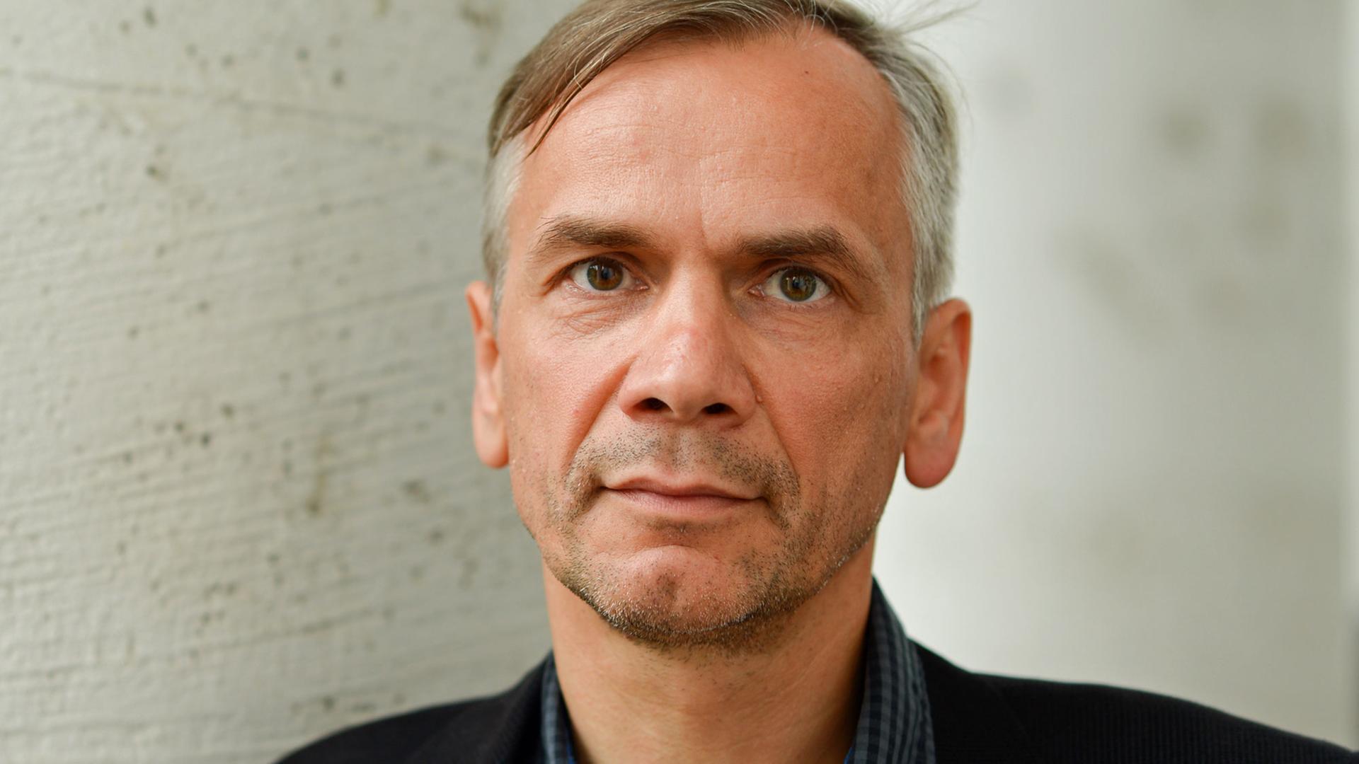 Der Schriftsteller Lutz Seiler: Für seinen DDR-Roman "Kruso" wurde er von der Kritik gefeiert. Der Schriftsteller Lutz Seiler: Für seinen DDR-Roman "Kruso" wurde er von der Kritik gefeiert.