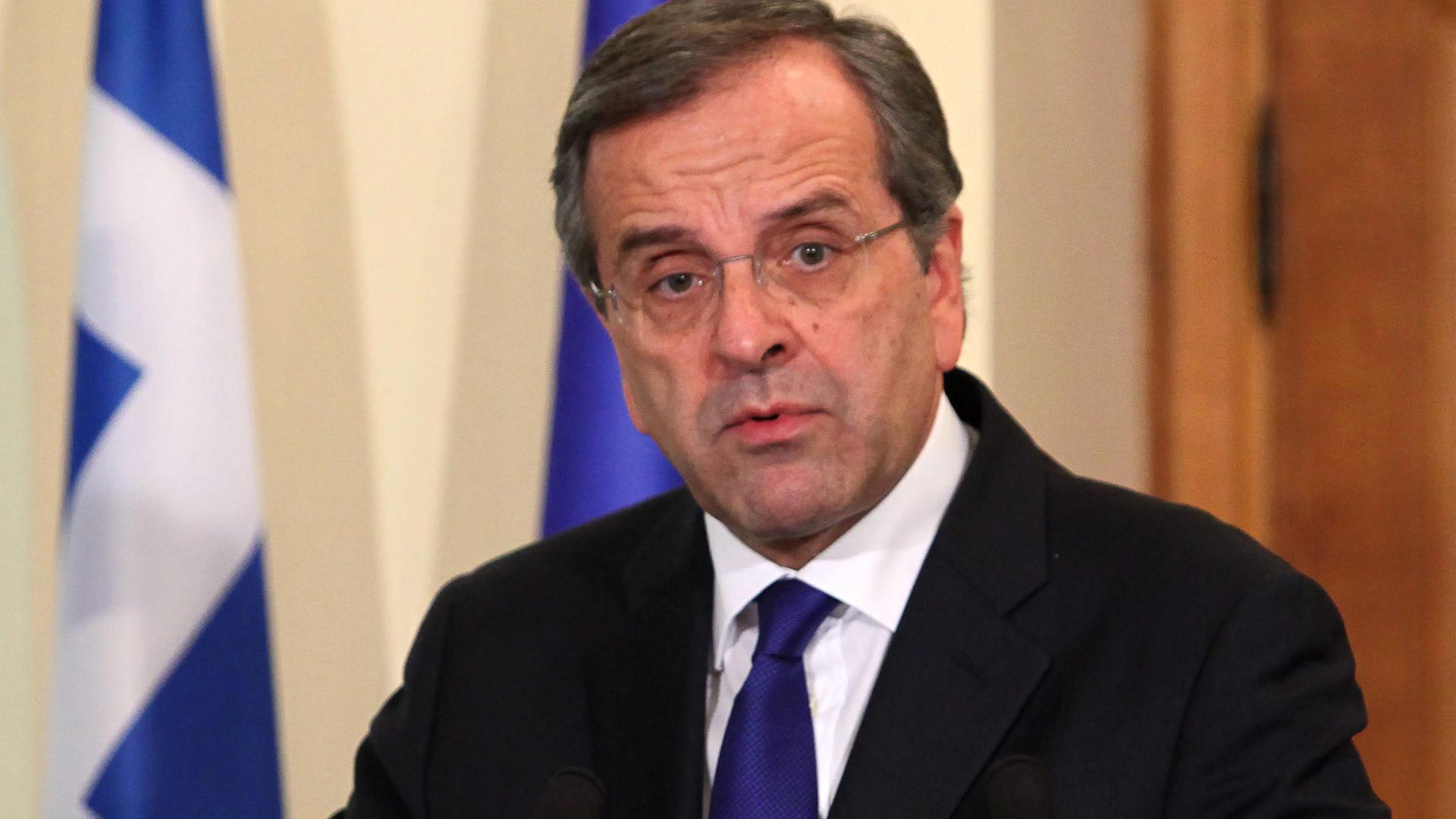 Griechenlands Ministerpräsident Antonis Samaras am 07.11.2014 bei einer Pressekonferenz Griechenlands Ministerpräsident Antonis Samaras am 07.11.2014 bei einer Pressekonferenz