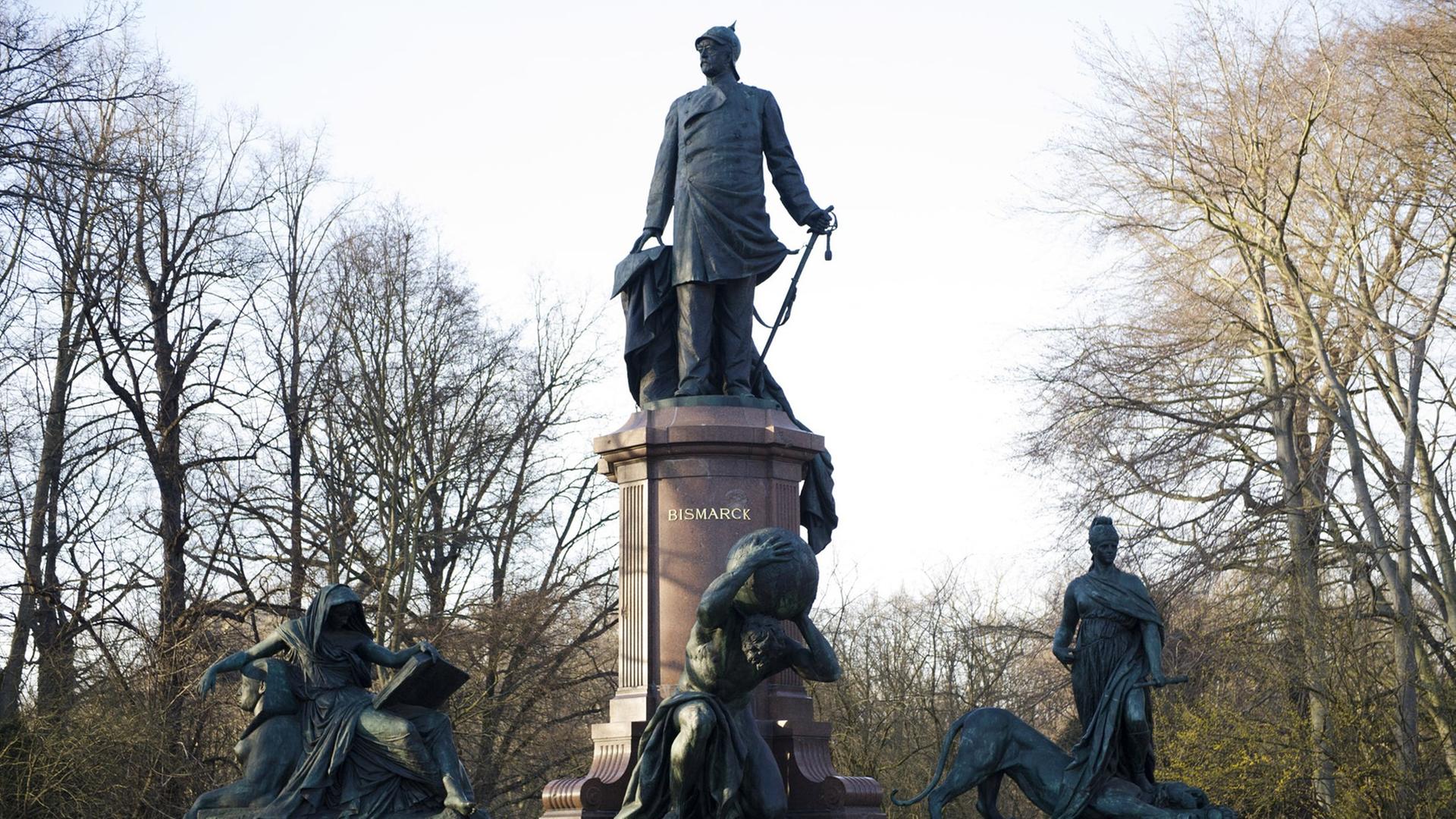 Bismarckstatue in Berlin Bismarckstatue in Berlin