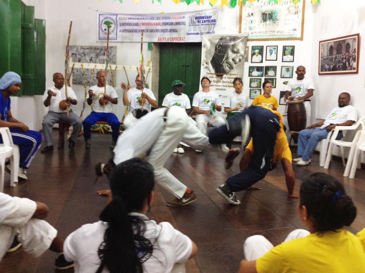Eine Capoeira-Schule in einem alten Kolonialhaus in Salvador da Bahía. Eine Capoeira-Schule in einem alten Kolonialhaus in Salvador da Bahía.