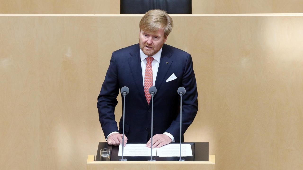 König Willem-Alexander der Niederlande hält im Bundesrat eine Rede. König Willem-Alexander der Niederlande hält im Bundesrat eine Rede.