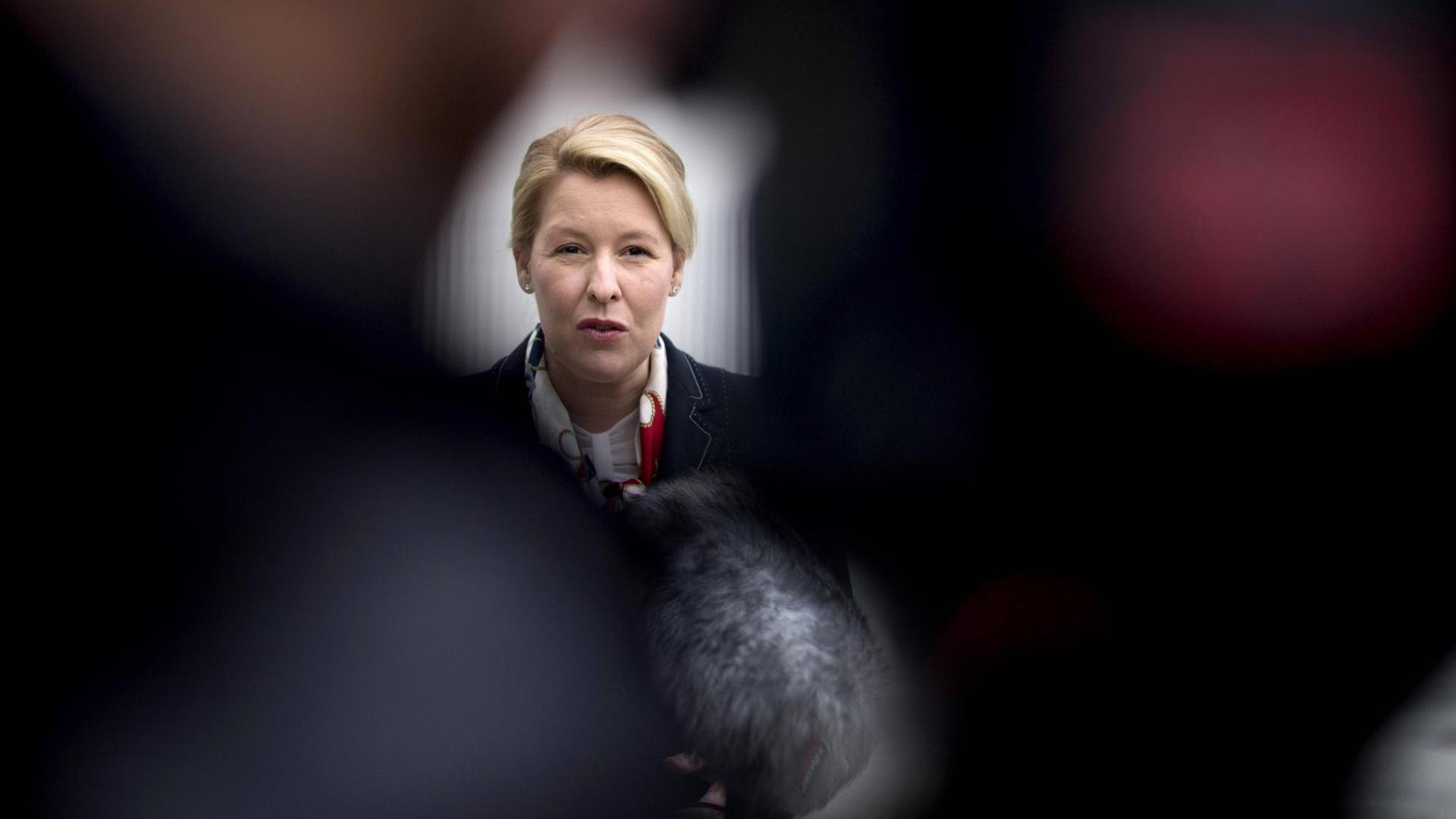 Porträt der Familienministerin Franziska Giffey, 2021. Porträt der Familienministerin Franziska Giffey, 2021.