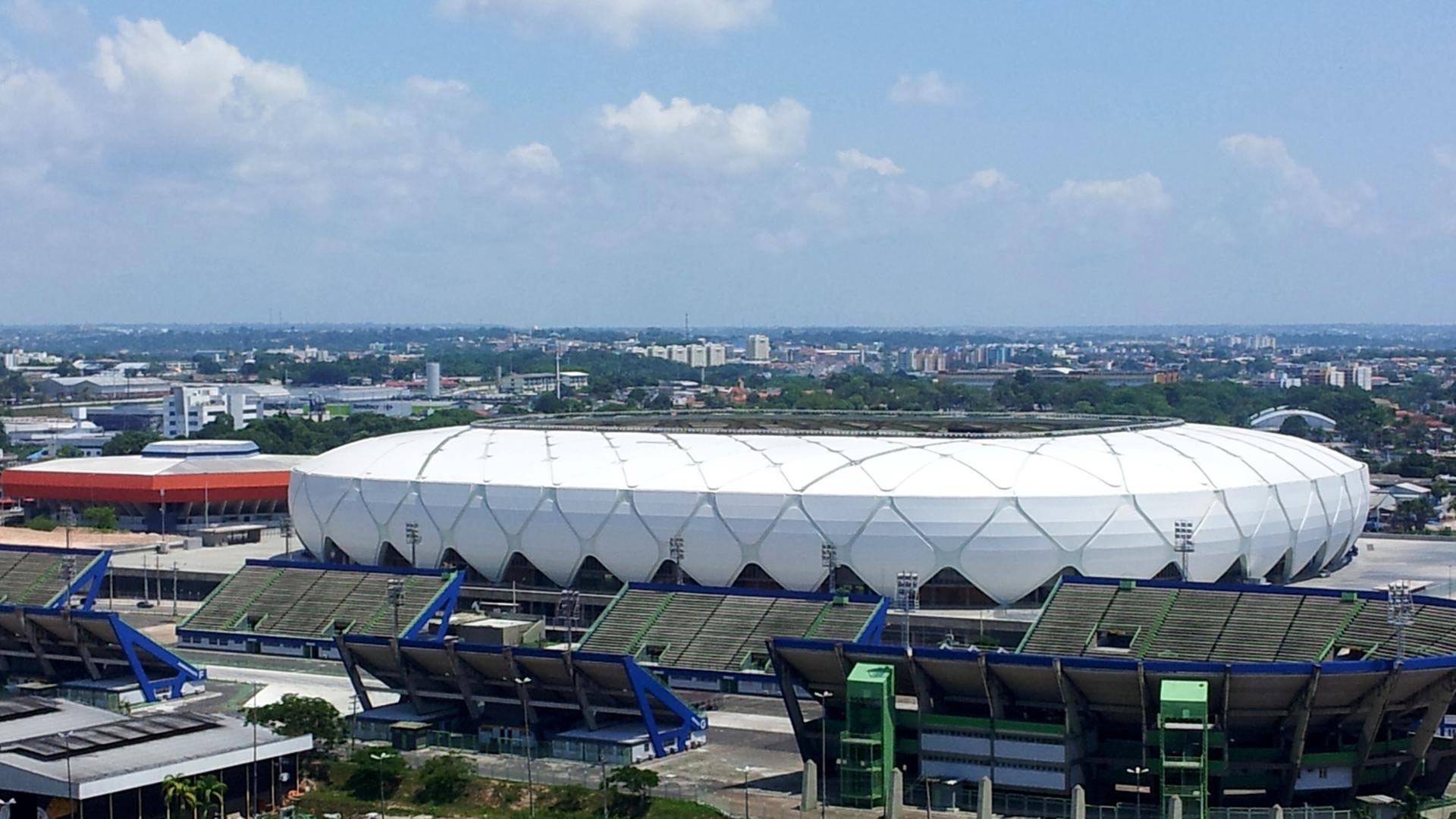 Das Fußballstadion von Manaus in der Außenansicht. Das Fußballstadion von Manaus in der Außenansicht.