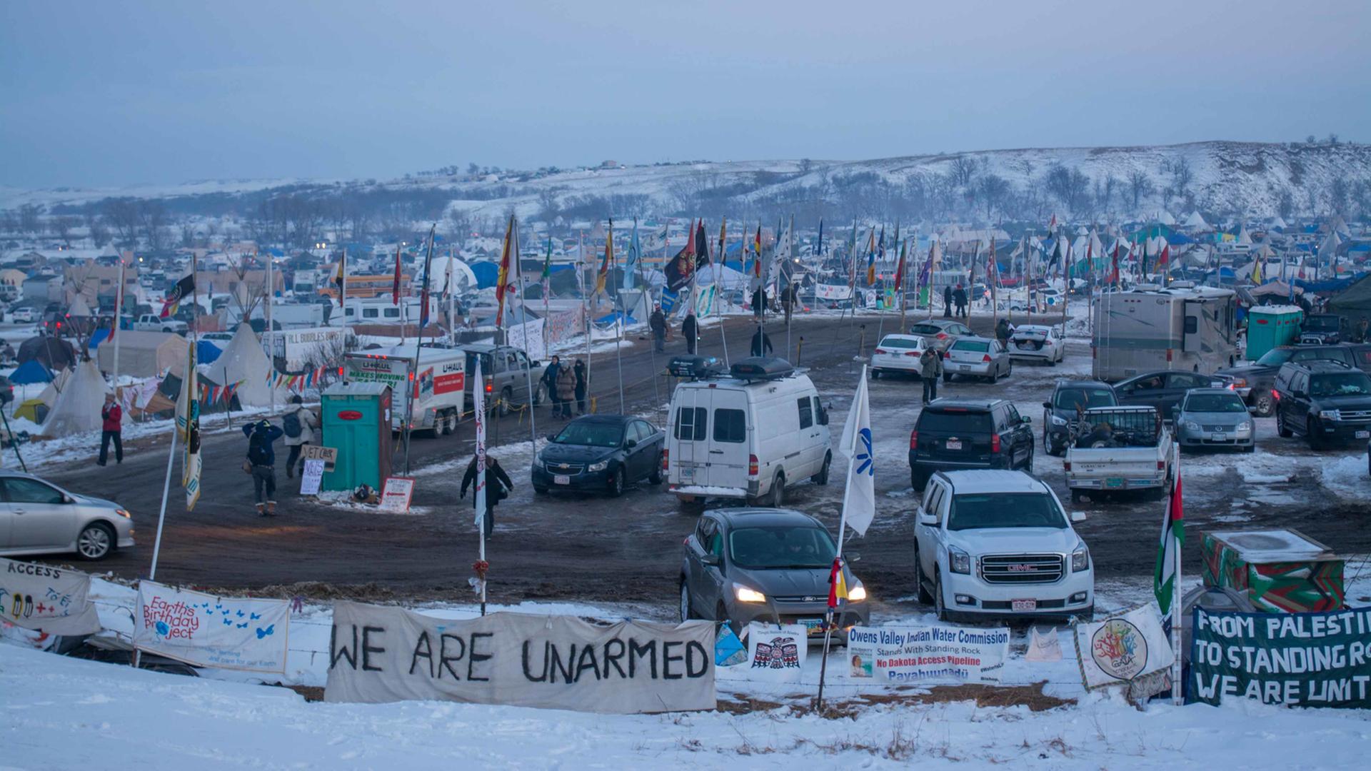 Das Protestcamp von Ureinwohnern und Umweltschützern in Standing Rock (North Dakota, USA) Das Protestcamp von Ureinwohnern und Umweltschützern in Standing Rock (North Dakota, USA)