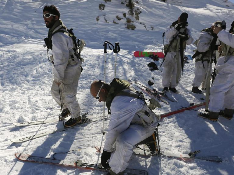 Israelische Soldaten im Skigebiet "Hermon" auf den Golanhöhen