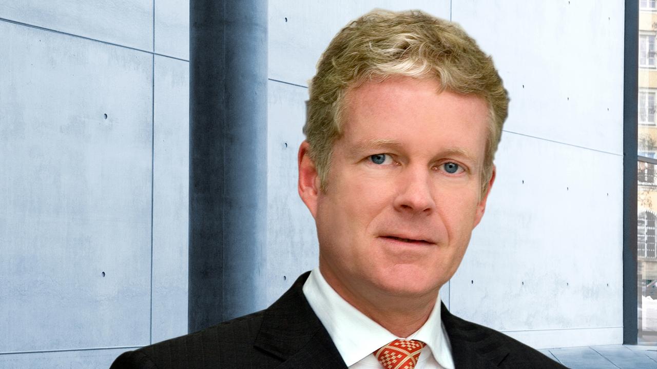 Der Generalsekretär des Zentralverbandes des Deutschen Handwerks, Holger Schwannecke spricht sich gegen einen Mindestlohn aus. Der Generalsekretär des Zentralverbandes des Deutschen Handwerks, Holger Schwannecke spricht sich gegen einen Mindestlohn aus.