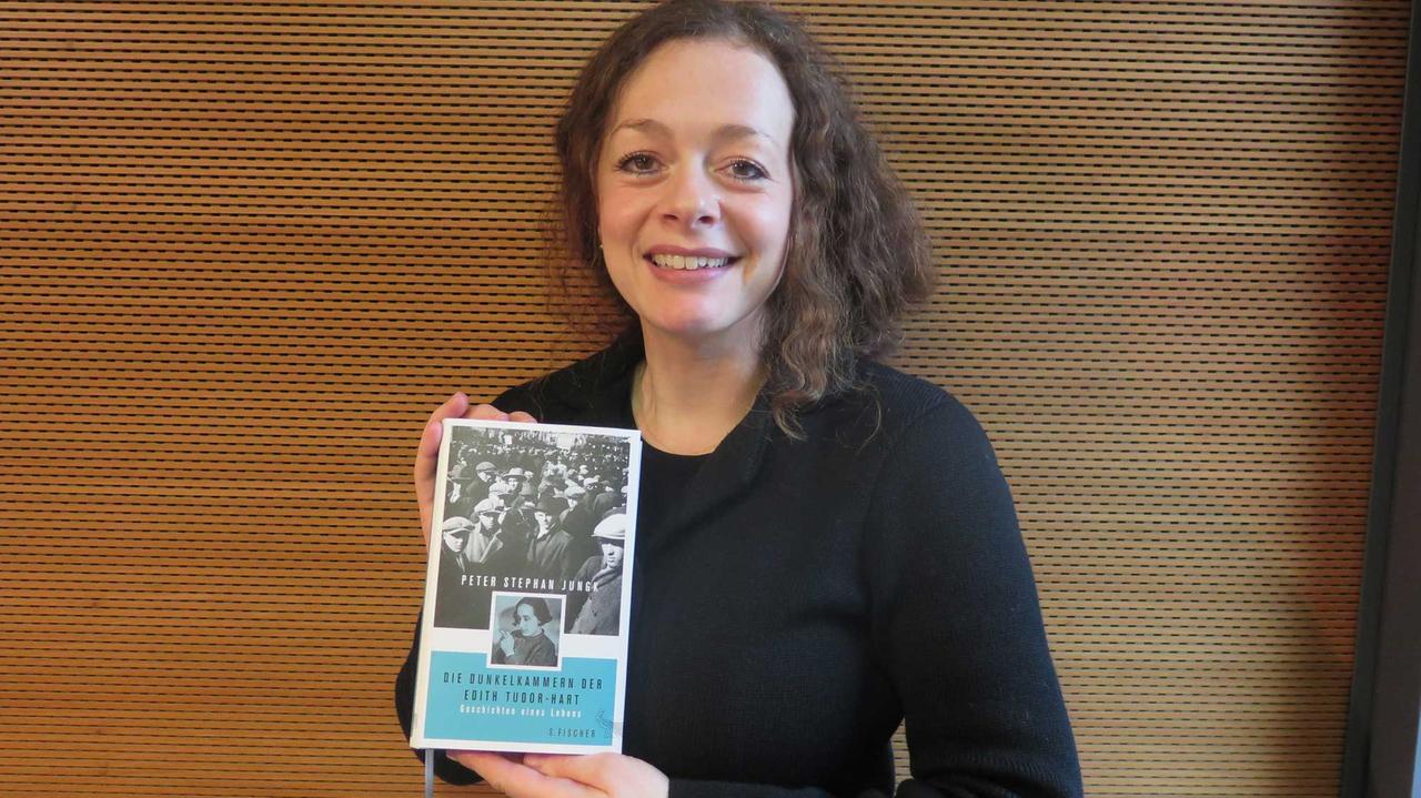 Shelly Kupferberg, Redakteurin der Sendung Lesart. Shelly Kupferberg, Redakteurin der Sendung Lesart.