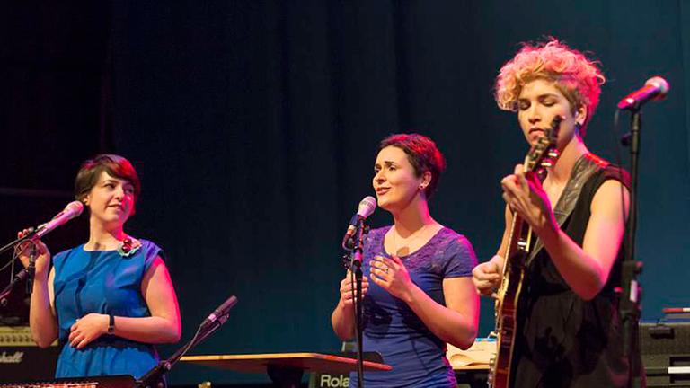 Die Band CouCou beim Campus-Radio-Tag im Kammermusiksaal des Deutschlandfunks. Die Band CouCou beim Campus-Radio-Tag im Kammermusiksaal des Deutschlandfunks.