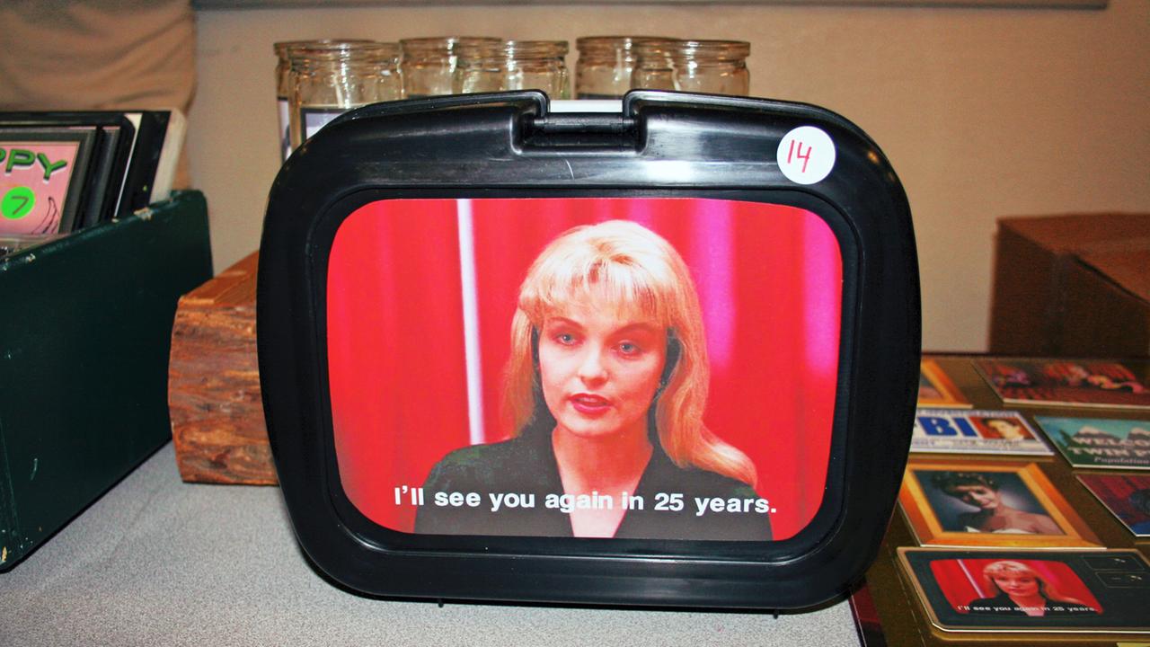 Für echte Fans gibt es Twin-Peaks-Handtaschen. Für echte Fans gibt es Twin-Peaks-Handtaschen.
