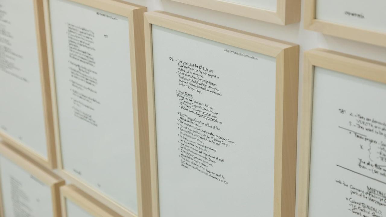 Einblick in die Ausstellung "The Notebook" von Vladimir Miladinovic in der Galerie Eugster II Belgrade in Belgrad. Der serbische Künstler Miladinovic hat ein 400seitiges Tagebuch des wegen Völkermordes verurteilten Serbenführers Ratko Mladic per Hand abgezeichnet, um den Opfern des Massakers von Srebrenica ein Denkmal zu setzen. Einblick in die Ausstellung "The Notebook" von Vladimir Miladinovic in der Galerie Eugster II Belgrade in Belgrad. Der serbische Künstler Miladinovic hat ein 400seitiges Tagebuch des wegen Völkermordes verurteilten Serbenführers Ratko Mladic per Hand abgezeichnet, um den Opfern des Massakers von Srebrenica ein Denkmal zu setzen.