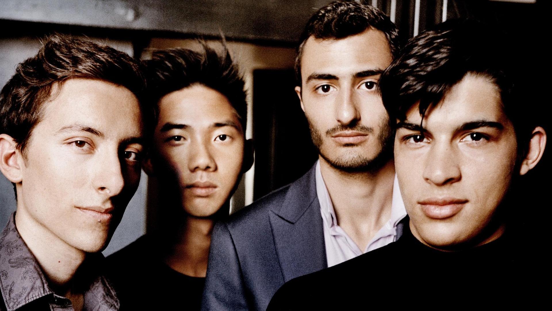 Die Musiker des Arod Quartetts heißen Jordan Victoria, Alexandre Vu, Corentin Apparailly, Samy Rachid. Die Musiker des Arod Quartetts heißen Jordan Victoria, Alexandre Vu, Corentin Apparailly, Samy Rachid.
