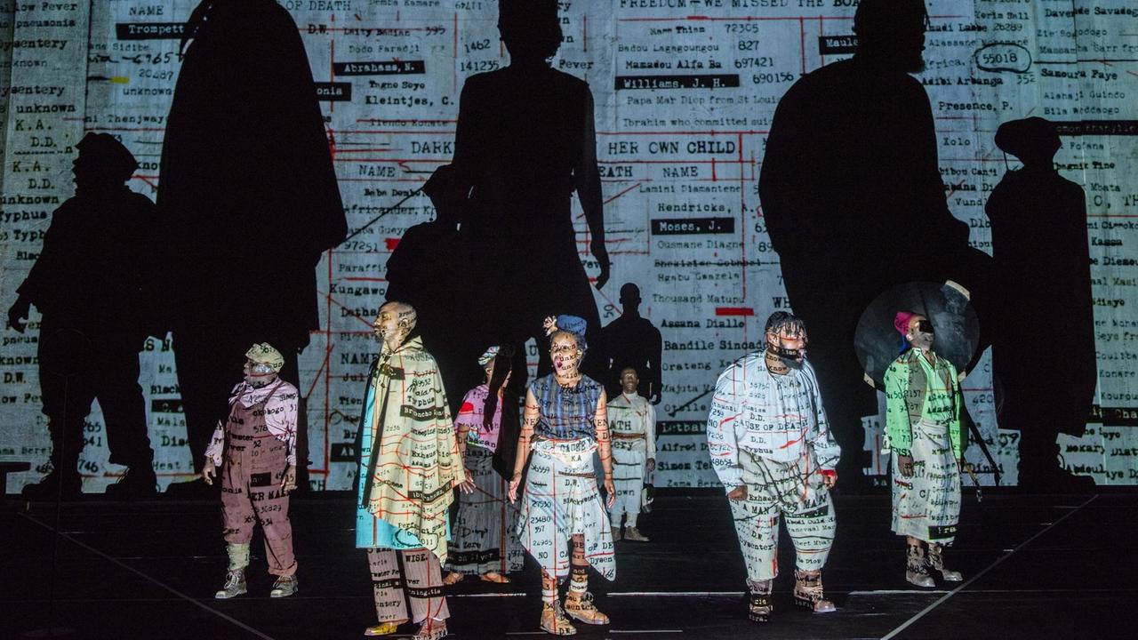 Ein voller Erfolg: "The Head and the Load" unter der Regie von W. Kentridge bei der Ruhrtriennale Ein voller Erfolg: "The Head and the Load" unter der Regie von W. Kentridge bei der Ruhrtriennale