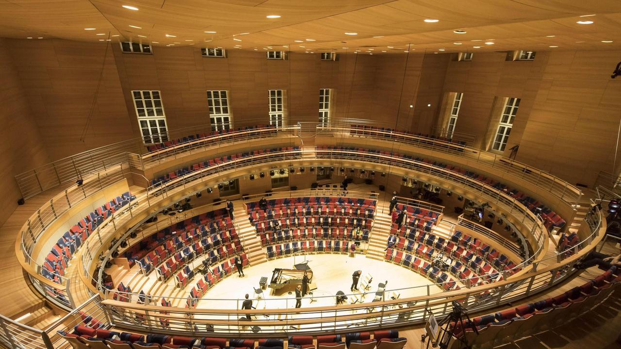 Standesgemäßer Ort für die Entstehung dieser "Besonderen Aufnahme": Der 2017 eröffnete Pierre Boulez Saal im ehemaligen Magazingebäude der Berliner Staatsoper Standesgemäßer Ort für die Entstehung dieser "Besonderen Aufnahme": Der 2017 eröffnete Pierre Boulez Saal im ehemaligen Magazingebäude der Berliner Staatsoper