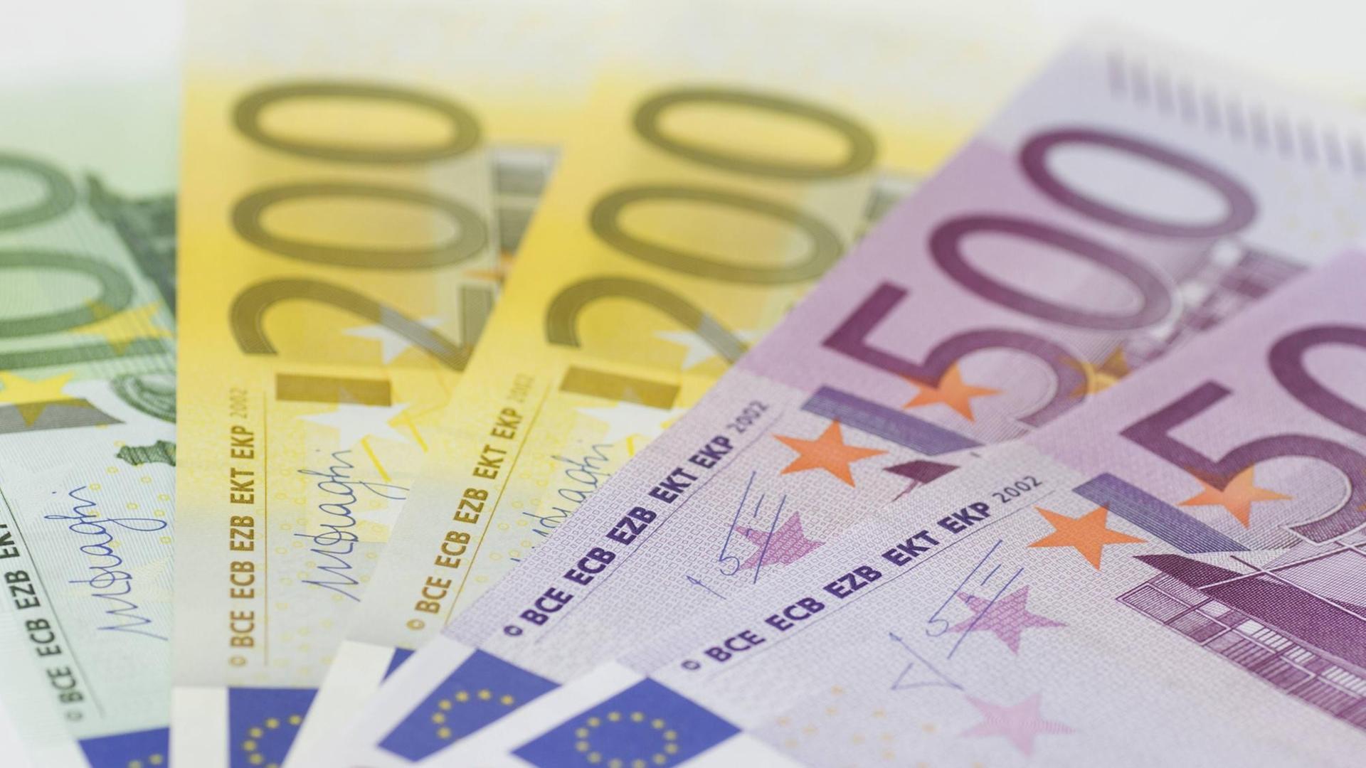 Aufgefächerte Euroscheine Aufgefächerte Euroscheine