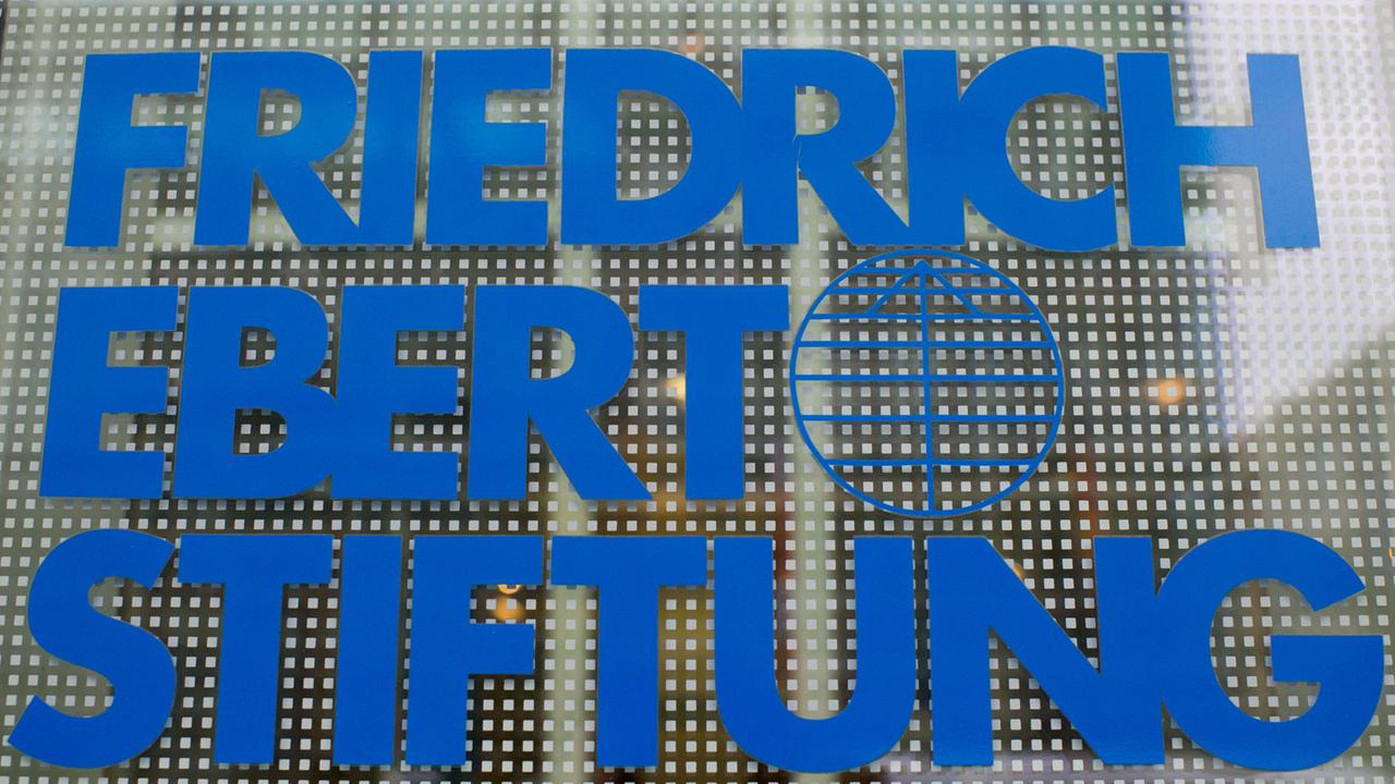 Logo der SPD-nahen Friedrich-Ebert-Stiftung in Berlin Logo der SPD-nahen Friedrich-Ebert-Stiftung in Berlin