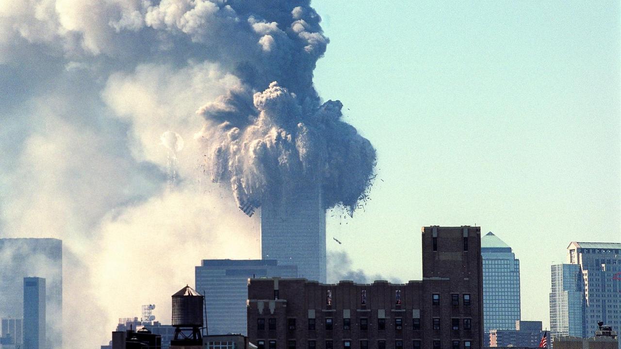 Einsturz eines Turms des World Trade Centers am 11. September 2001 Einsturz eines Turms des World Trade Centers am 11. September 2001