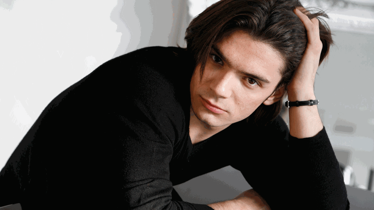 Der Cellist Gautier Capuçon Der Cellist Gautier Capuçon
