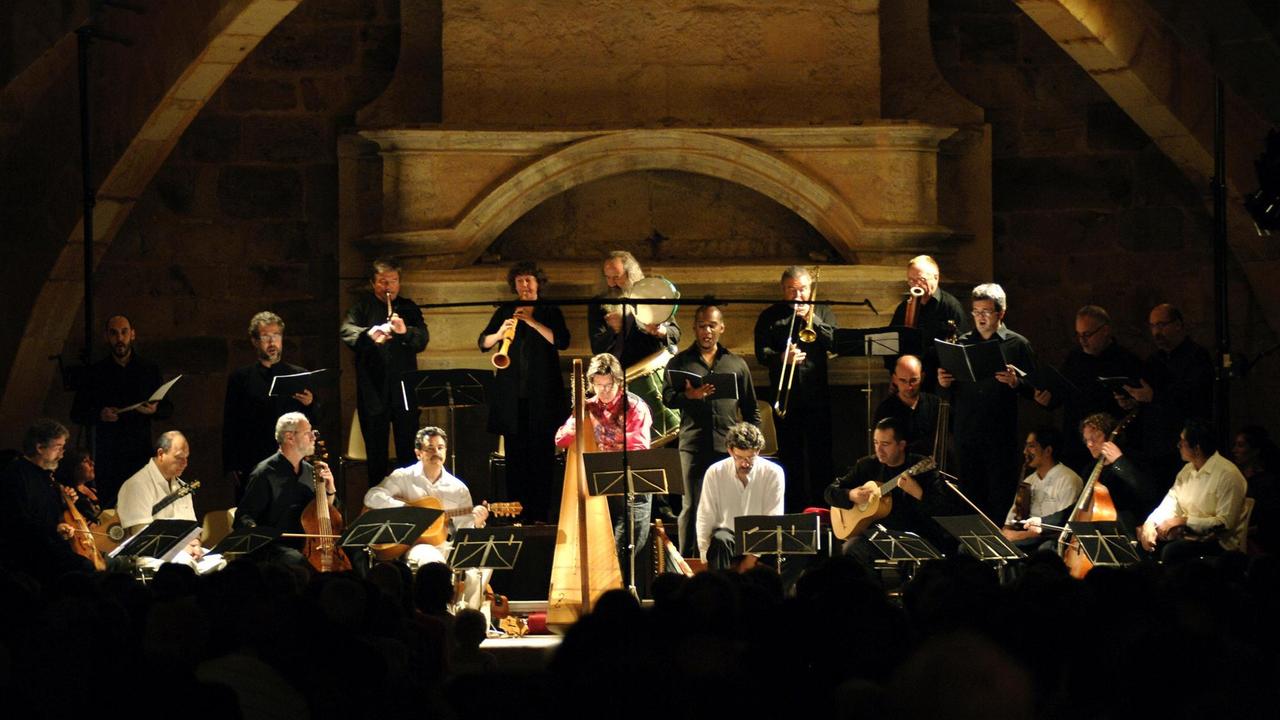 Jordi Savall (li) und sein Ensemble Hesperion XXI mit Gästen Jordi Savall (li) und sein Ensemble Hesperion XXI mit Gästen