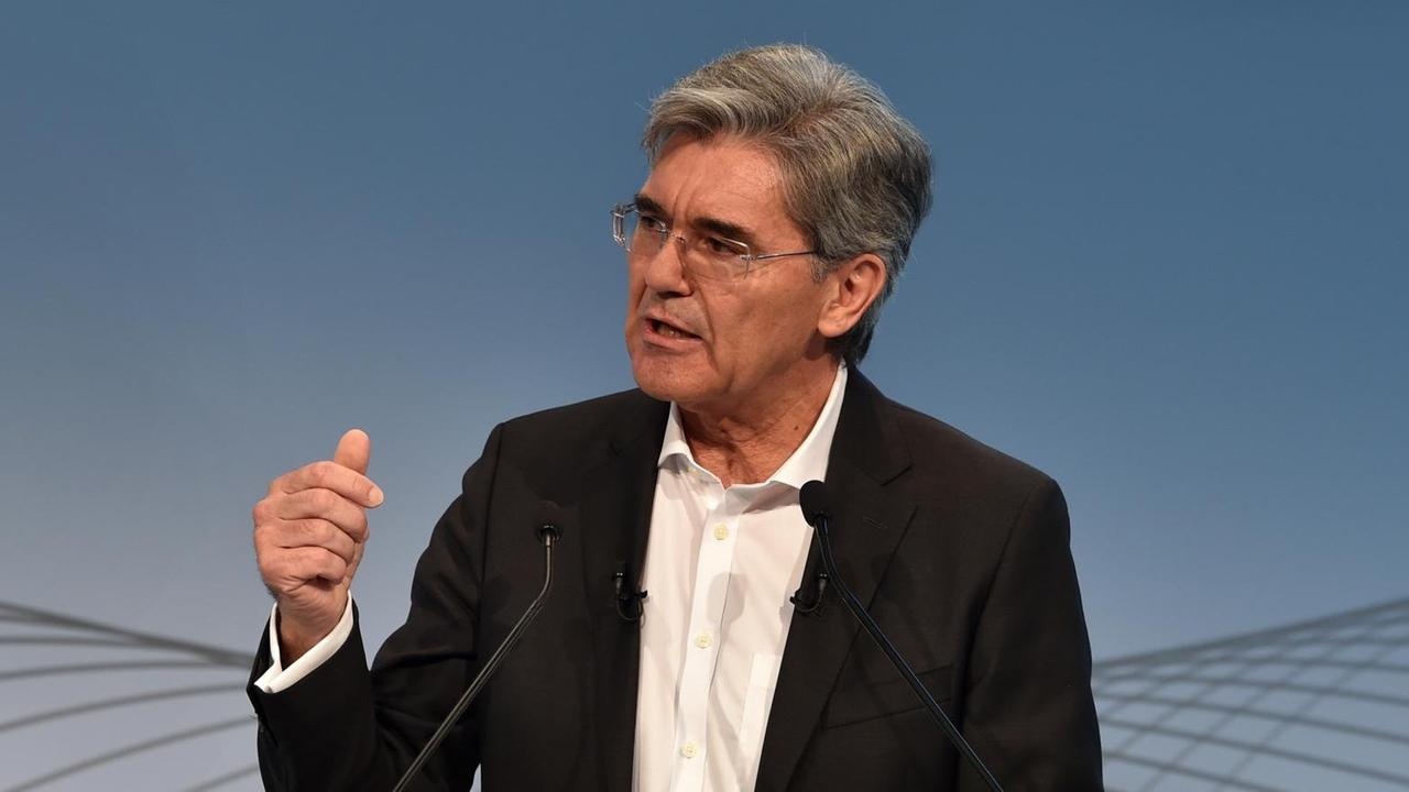 Siemens-Chef Joe Kaeser bei einer Pressekonferenz am 2. August 2018. Siemens-Chef Joe Kaeser bei einer Pressekonferenz am 2. August 2018.