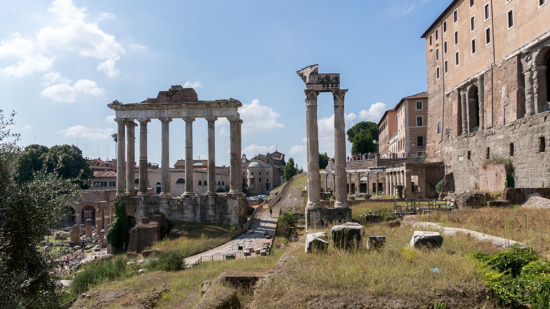 Die Ruine des Forum Romanum in Rom Die Ruine des Forum Romanum in Rom