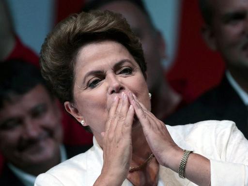 Dilma Rousseff jubelt.