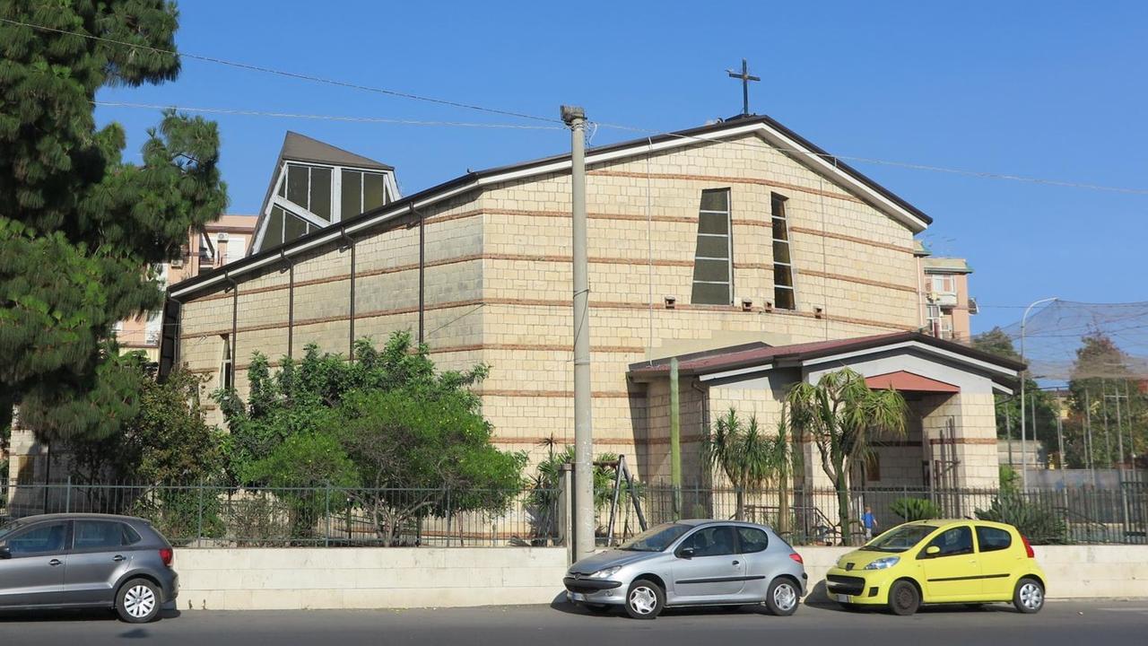Die Kirche Maria Madre Della Chiesa in Syrakus. Die Kirche Maria Madre Della Chiesa in Syrakus.