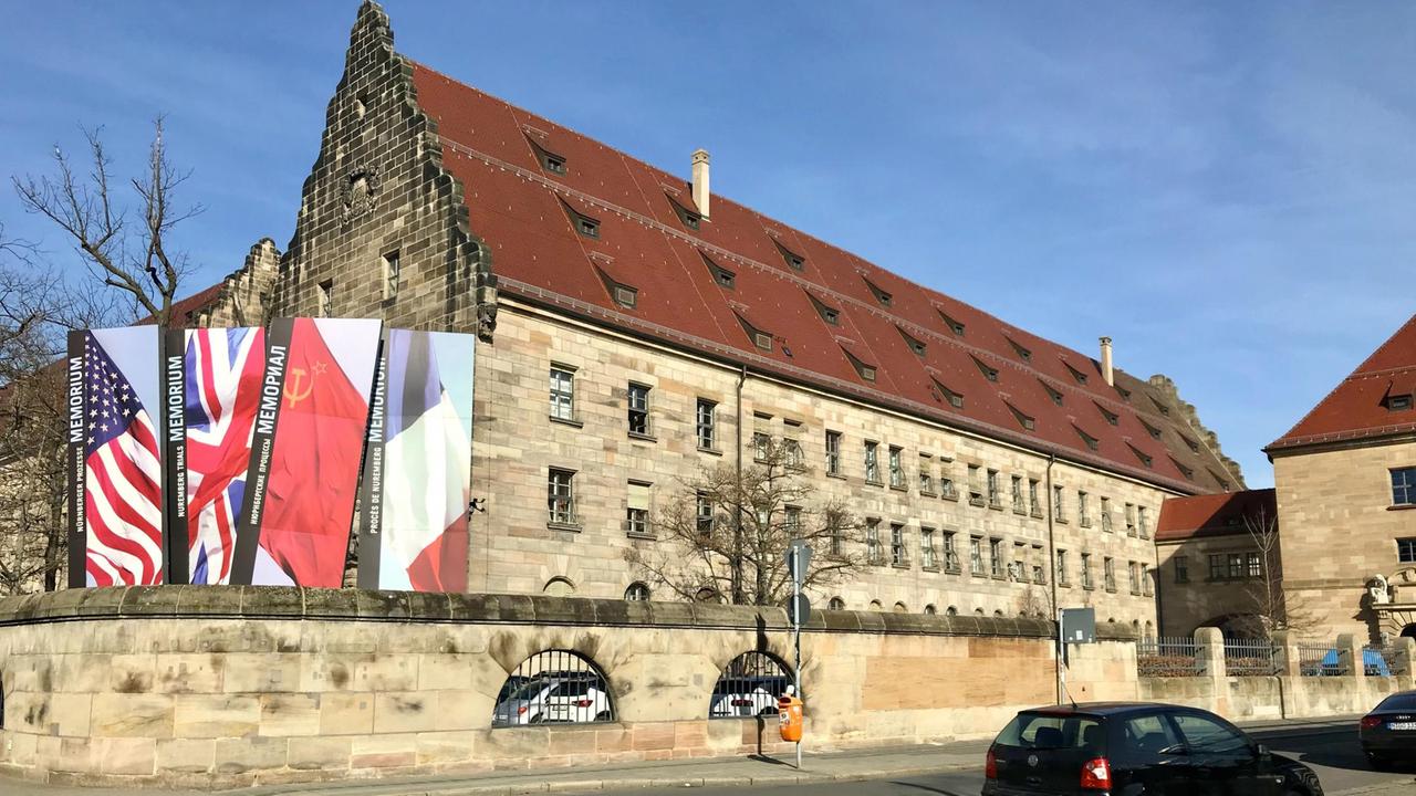 Der Justizpalast in der Fürther Straße in Nürnberg, Schausplatz des Kriegsverbrecherprozesses 1945/1946. Der Justizpalast in der Fürther Straße in Nürnberg, Schausplatz des Kriegsverbrecherprozesses 1945/1946.